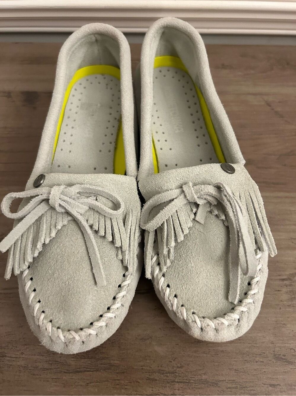 MINNETONKA Women's Kilty Plus Moccasins Color Mint 7.5 EUC Boho Hippie